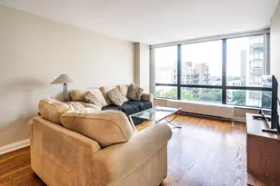 5415 N Sheridan Rd, Chicago, IL 60640 - Photo 4