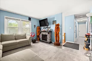 305 Hickory Ave, Romeoville, IL 60446 - Photo 6
