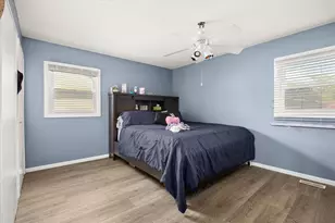 305 Hickory Ave, Romeoville, IL 60446 - Photo 16