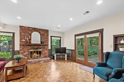619 Dawes Street, Libertyville, IL 60048 - Photo 10