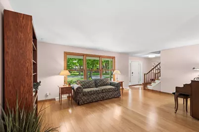619 Dawes Street, Libertyville, IL 60048 - Photo 6