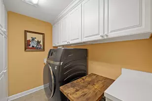 8400 Callie St, Morton Grove, IL 60053 - Photo 32