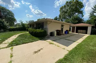 3708 Tennessee Dr, Rockford, IL 61108 - Photo 2