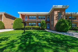 1235 Homestead Rd, La Grange Park, IL 60526 - Photo 2