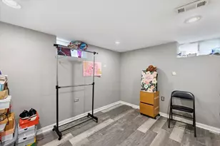 17947 William St, Lansing, IL 60438 - Photo 16