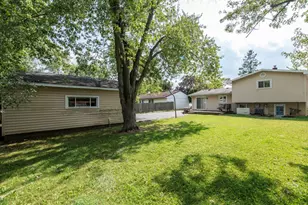 2417 Metropolitan Ave, Waukegan, IL 60087 - Photo 32
