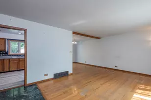 2417 Metropolitan Ave, Waukegan, IL 60087 - Photo 4