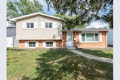 2417 Metropolitan Avenue, Waukegan, IL 60087 - Photo 1