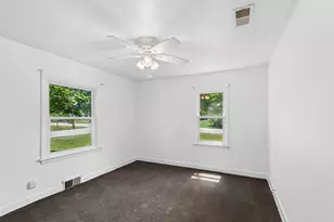 33320 N Sunset Ave, Grayslake, IL 60030 - Photo 8