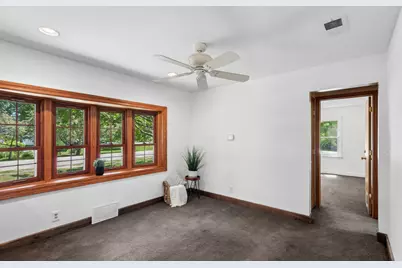 33320 N Sunset Avenue, Grayslake, IL 60030 - Photo 2