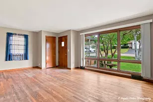 1401 Channel Beach Ave, Johnsburg, IL 60051 - Photo 6