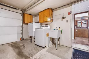 318 N Brookshore Dr, Shorewood, IL 60404 - Photo 18