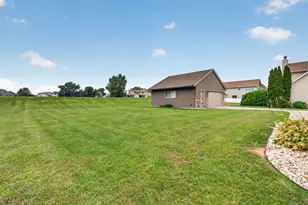 723 O Toole Dr, Minooka, IL 60447 - Photo 20