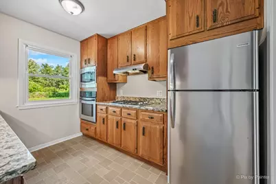 136 Scott Drive, East Dundee, IL 60118 - Photo 8