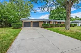 136 Scott Dr, East Dundee, IL 60118 - Photo 44