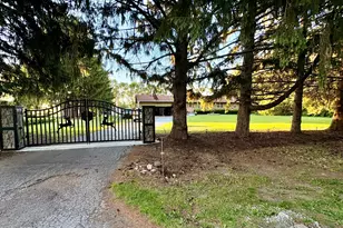 55 Dawn Ave, Plano, IL 60545 - Photo 2