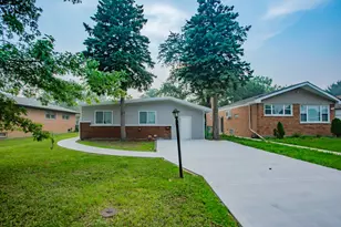 14448 Peoria St, Harvey, IL 60426 - Photo 20