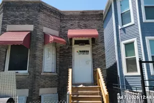 6712 S Eberhart Ave, Chicago, IL 60637 - Photo 1