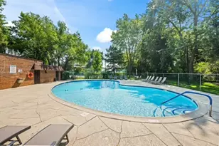1125 Lake Cook Rd, Northbrook, IL 60062 - Photo 16