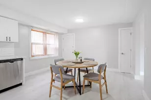 7500 W Addison St, Chicago, IL 60634 - Photo 8