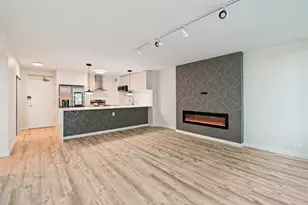 3600 N Lake Shore Dr, Chicago, IL 60613 - Photo 4