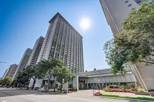 3600 N Lake Shore Dr, Chicago, IL 60613 - Photo 2