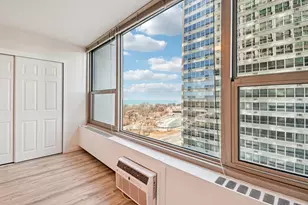 3600 N Lake Shore Dr, Chicago, IL 60613 - Photo 20