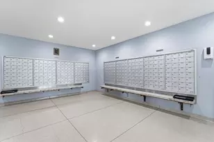 4800 S Chicago Beach Dr, Chicago, IL 60615 - Photo 8