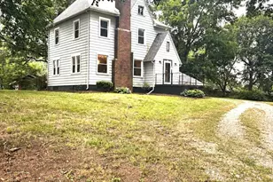 111 Douglas St, Prophetstown, IL 61277 - Photo 2