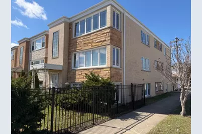 5556 N Central Avenue #3, Chicago, IL 60630 - Photo 2