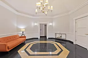 33 W Delaware Pl, Chicago, IL 60610 - Photo 2