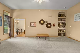 106 Katies Way, Mount Morris, IL 61054 - Photo 8