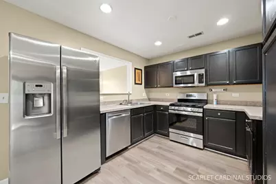 148 Presidential Boulevard, Oswego, IL 60543 - Photo 6