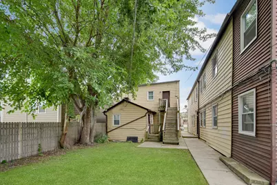 2854 W 38th Place, Chicago, IL 60632 - Photo 16