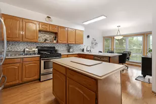 130 Chambord Ct, Bloomingdale, IL 60108 - Photo 14