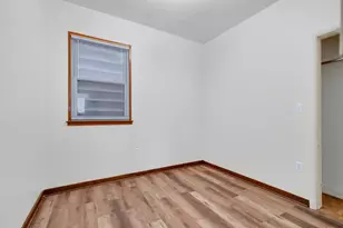 2856 W 38th Pl, Chicago, IL 60632 - Photo 6
