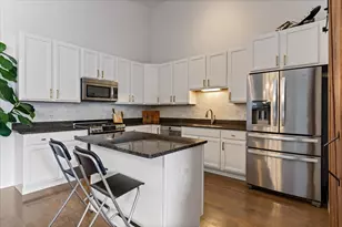 2513 N Milwaukee Ave, Chicago, IL 60647 - Photo 6