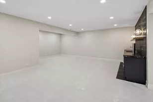 498 W 3rd Ave, Elmhurst, IL 60126 - Photo 28