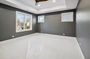 498 W 3rd Ave, Elmhurst, IL 60126 - Photo 24