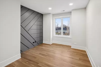 498 W 3rd Avenue, Elmhurst, IL 60126 - Photo 22