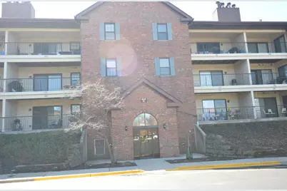 641 Hapsfield Lane #304, Buffalo Grove, IL 60089 - Photo 1
