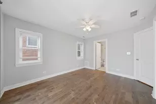 2527 W Harrison St, Chicago, IL 60612 - Photo 22