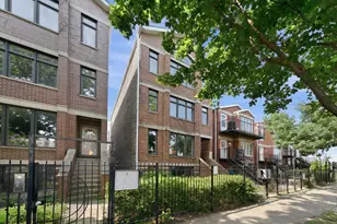2527 W Harrison St, Chicago, IL 60612 - Photo 2