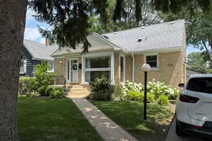 235 Nordica Ave, Glenview, IL 60025 - Photo 1