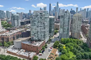 510 W Erie St, Chicago, IL 60654 - Photo 2