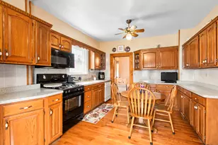 2819 Commercial Ave, South Chicago Heights, IL 60411 - Photo 12