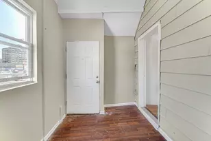 4824 W Byron St, Chicago, IL 60641 - Photo 10