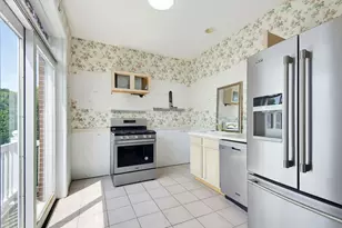 1228 Depot St, Glenview, IL 60025 - Photo 4