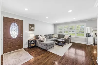 4432 Wilson Avenue, Downers Grove, IL 60515 - Photo 2