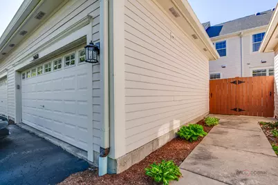 2460 Violet Street #2460, Glenview, IL 60026 - Photo 28